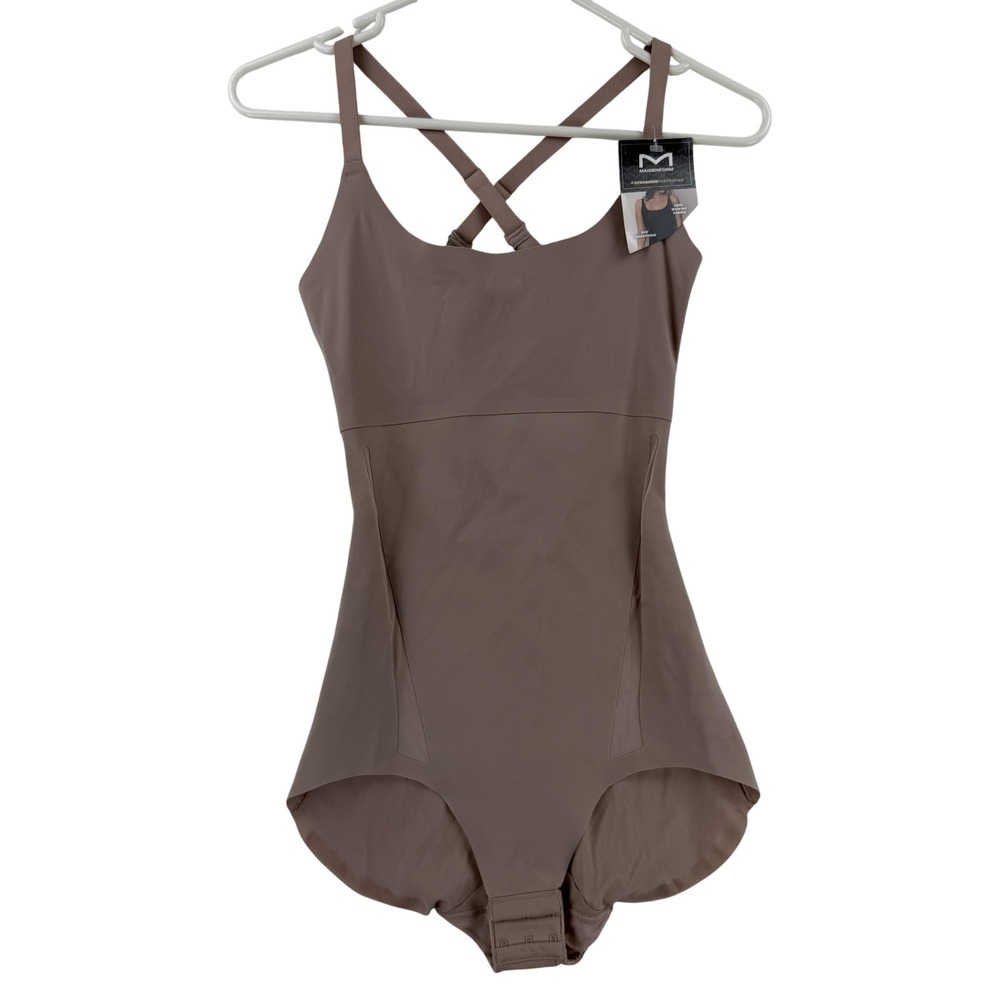 Maidenform Shapewear Bodysuit Womens Medium Beige One Piece Adjustable Straps